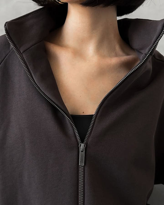 Damen gekürztes Zip-Hoodie mit elastischem Saum und hochgeschnittener High-Waist-Lounge-Jogginghose aus softem French-Terry Nord Taschen