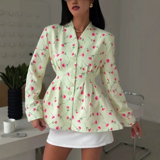 Damen Taillierter Blazer mit Schößchen, dekorativen Knöpfen und floralem Muster Nord Taschen