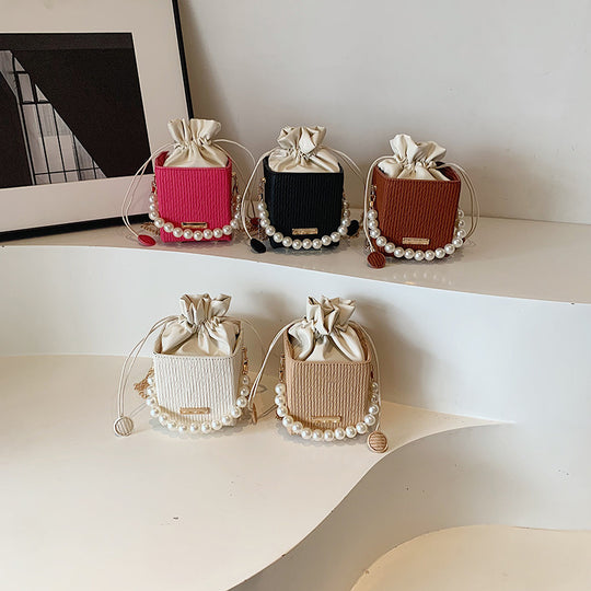 Damen Mini-Handtasche mit abnehmbarer Perlenkette Nord Taschen