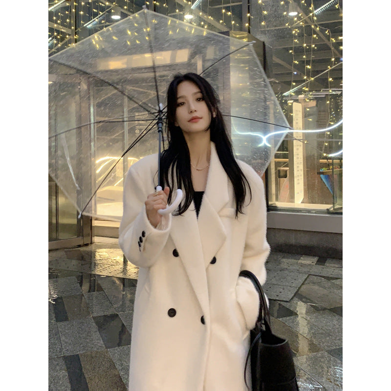 Damen Langer Teddy-Mantel im Oversize-Schnitt mit doppelreihiger Knopfleiste und breitem Revers Nord Taschen
