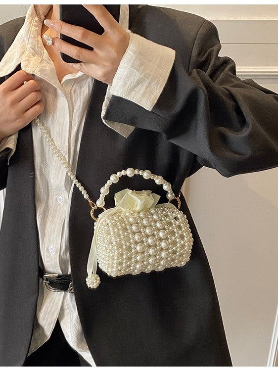 Damen modische Perlenhandtasche mit dekorativen Riemen Nord Taschen