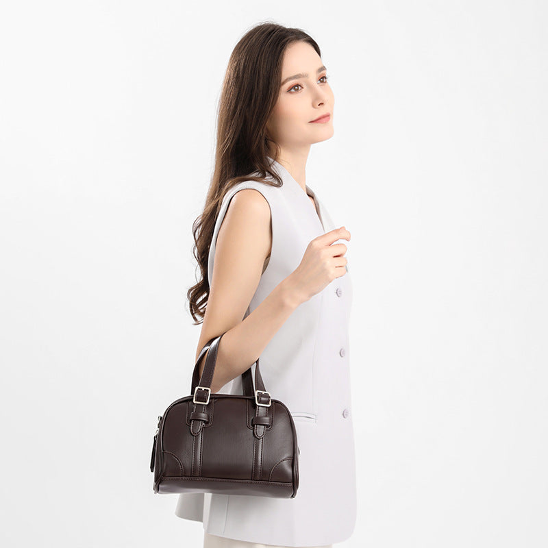 Damen Hobo-Tasche aus weichem Kunstleder mit innovativem Knotenverschluss Nord Taschen