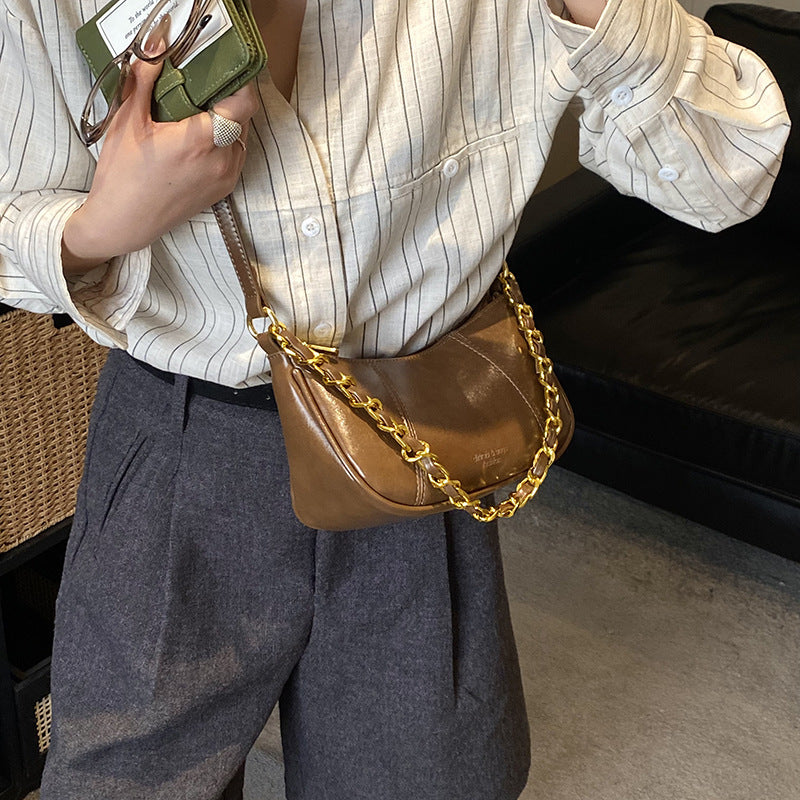 Damen Umhängetasche mit elegantem Kettenakzent Nord Taschen