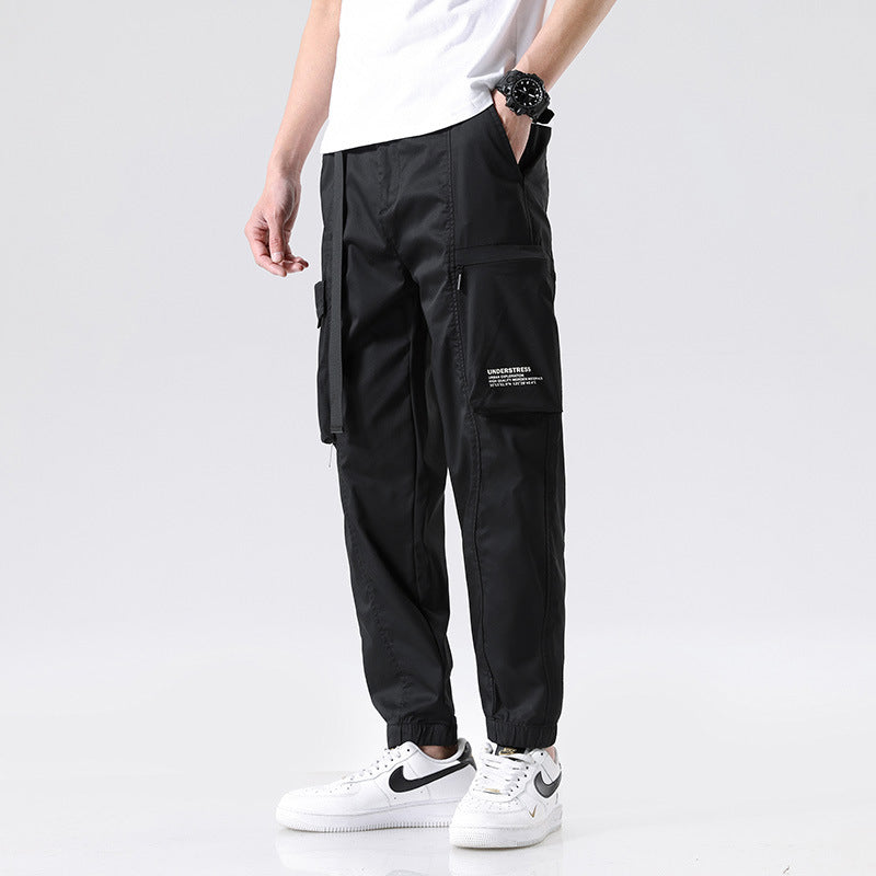 Herren Leichte Utility-Cargohose im Joggerstil mit integriertem Gürtelband und Reißverschlusstaschen Nord Taschen