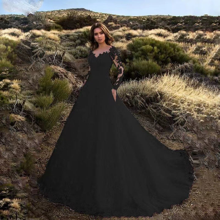 Elegantes Damen Hochzeitskleid mit Spitzenverarbeitung & voluminösem Rock für Hochzeit | Nord Taschen