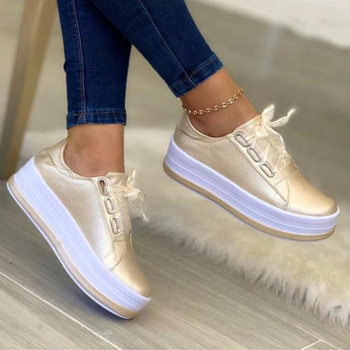 Damen Sneakers mit zeitgemäßem Plateau-Design