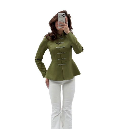 Damen Taillierte Militärinspirierte Jacke mit Stehkragen, Kordelverschlüssen und Schößchen Nord Taschen