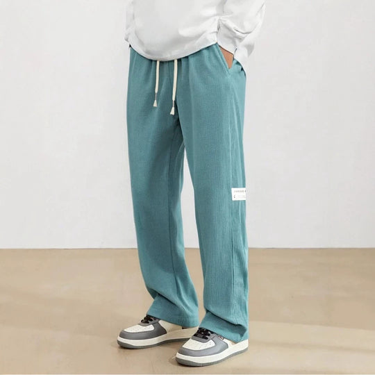 Herren Weite Cordhose im Relaxed-Fit mit Tunnelzug, geradem Bein & Label‑Patch Nord Taschen