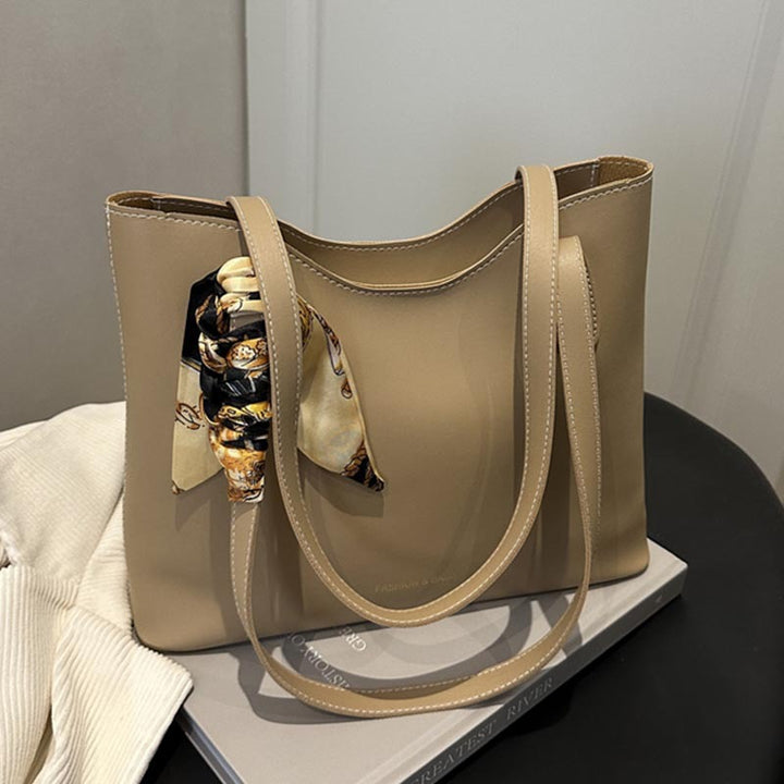 Damen moderne Henkeltasche mit stilvollem Knoten-Detail Nord Taschen