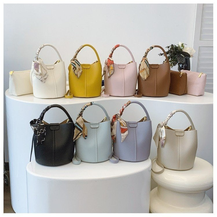 Damen Handtasche mit abnehmbarem Schal Nord Taschen