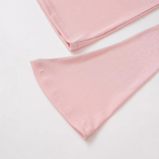 Damen Figurbetontes Rippshirt mit Carmenausschnitt und ausgestellten Schlagärmeln Nord Taschen