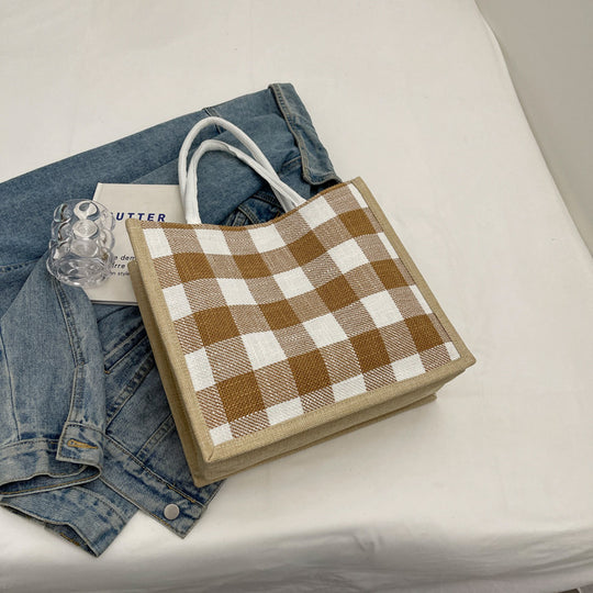Damen Shopper-Tasche mit kariertem Design und verspielten Pompons Nord Taschen