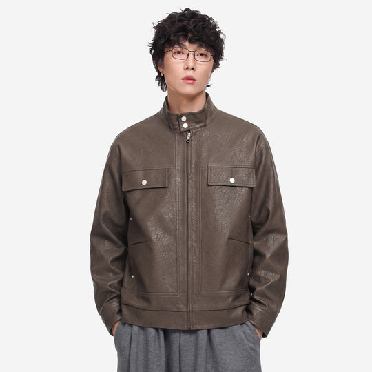 Herren Lederjacke im Fieldstil mit Stehkragen, Brustklappen und Reißverschluss Nord Taschen