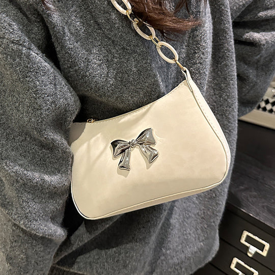 Damen Handtasche mit eleganter Schleifenverzierung Nord Taschen