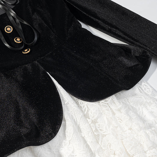 Damen Samt-Minikleid mit Schleifenkragen, Zierknopfleiste und mehrlagigem Spitzenrock Nord Taschen