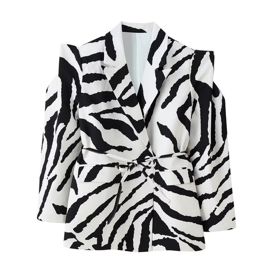 Damen Taillierter Blazer mit Bindegürtel und Cut-Out-Schultern Nord Taschen