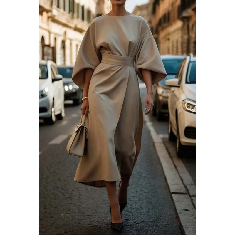 Damen Elegantes Midikleid mit weitem Kimonoärmel und tailliertem Wickelbund Nord Taschen