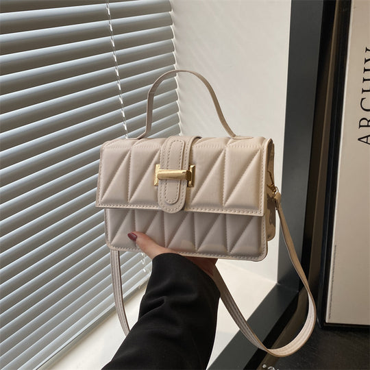 Damen Handtasche mit gestepptem Design und elegantem Klappverschluss Nord Taschen