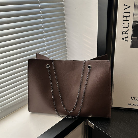 Damen elegante Tote-Bag mit praktischem Innenfach und stilvollem Kettenriemen Nord Taschen