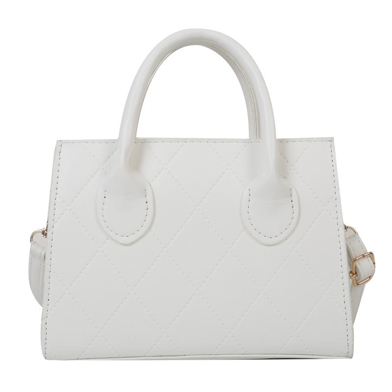 Damen stilvolle und strukturierte Handtasche mit trendiger Steppung Nord Taschen