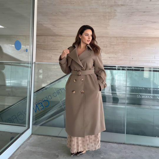 Damen Langer Doppelreihiger Trenchcoat mit Taillengürtel und Epauletten Nord Taschen