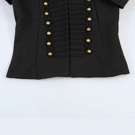 Damen Kurzgeschnittener militärinspirierter Blazer mit Stehkragen und Zierkordel-Front Nord Taschen