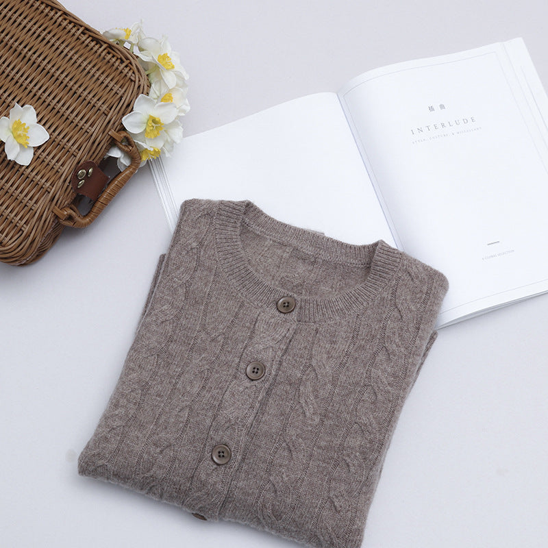 Damen Kurz geschnittener Zopfmuster-Cardigan aus leichter Baumwollmischung mit feinem Rippbündchen Nord Taschen