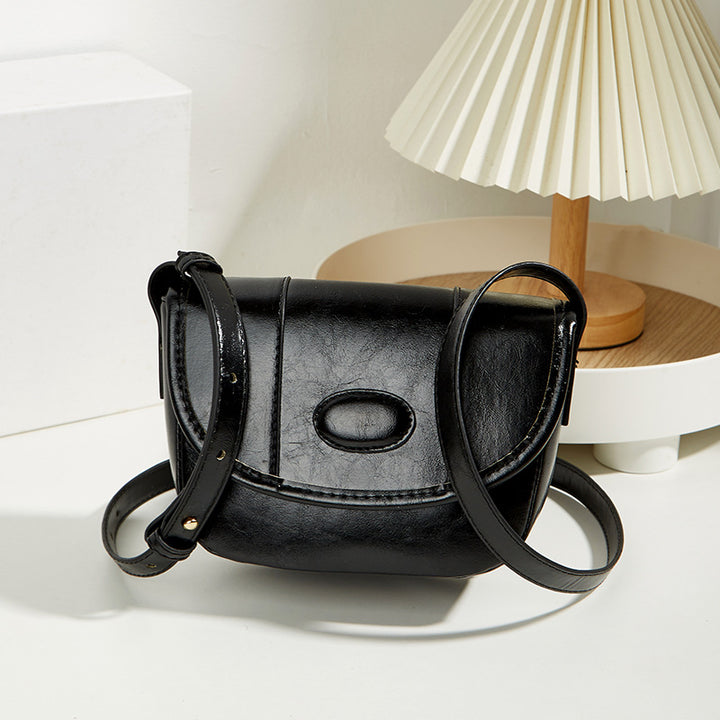 Damen Umhängetasche aus hochwertigem Kunstleder mit klassischer Klappenöffnung Nord Taschen
