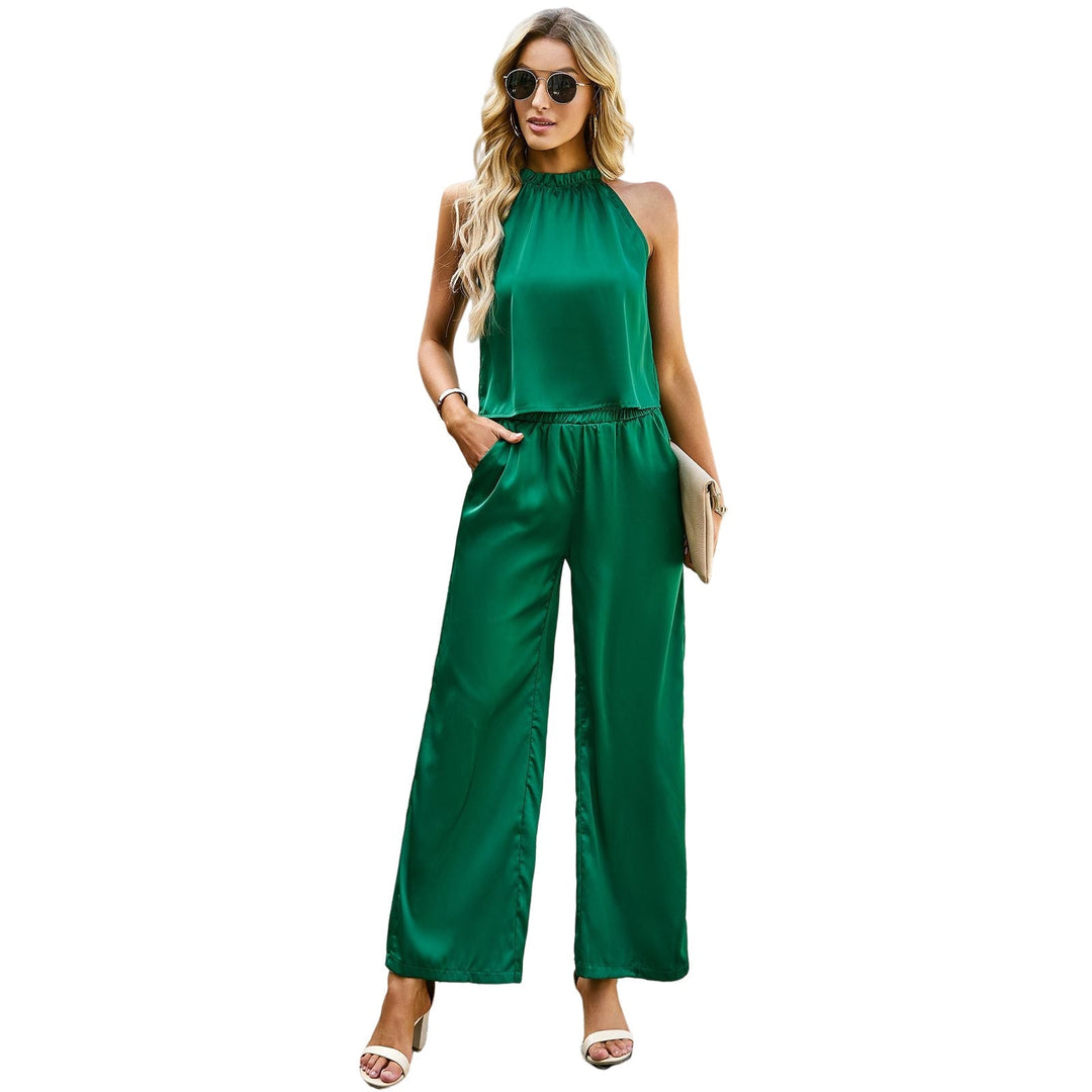 Damen Eleganter Jumpsuit mit Ausgestelltem Bein und Hohem Kragen  Nord Taschen