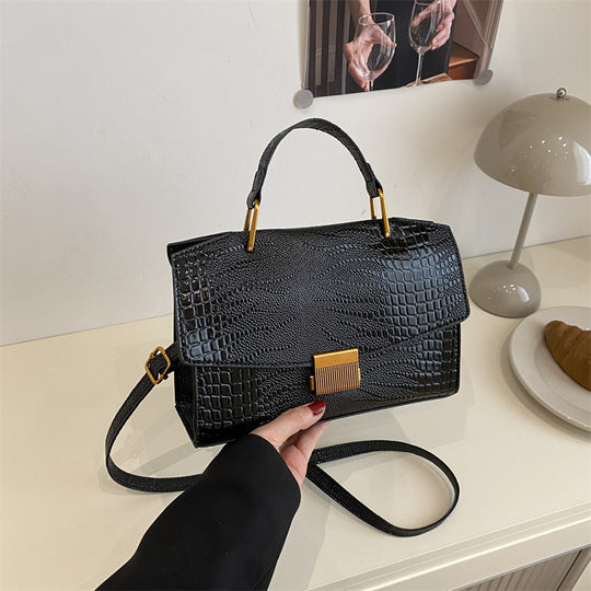 Damen elegante Umschlagtasche mit edlem Krokodilleder-Effekt Nord Taschen
