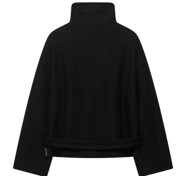 Damen Kurz geschnittener Duffle‑Cape‑Mantel mit hohem Funnelkragen, Knebelverschlüssen und Bindegürtel Nord Taschen