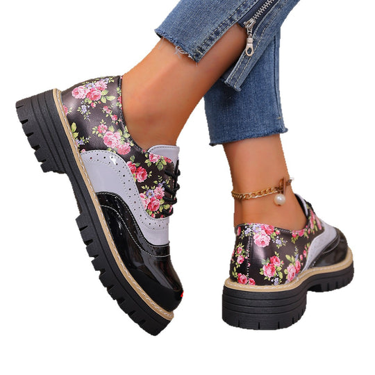 Damen nan florale Brogue-Schnürschuhe mit mehrlagigem Materialmix und profilierter Gummisohle Nord Taschen