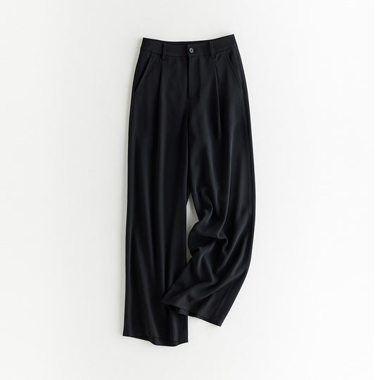 Damen Weite Hochtaillierte Satinhose mit Bundfalten und Eingrifftaschen Nord Taschen