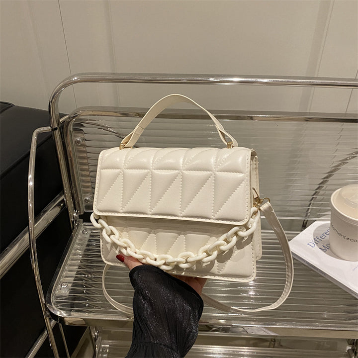 Damen elegante Umhängetasche mit strukturiertem Design und luxuriösem Kettenverschluss Nord Taschen