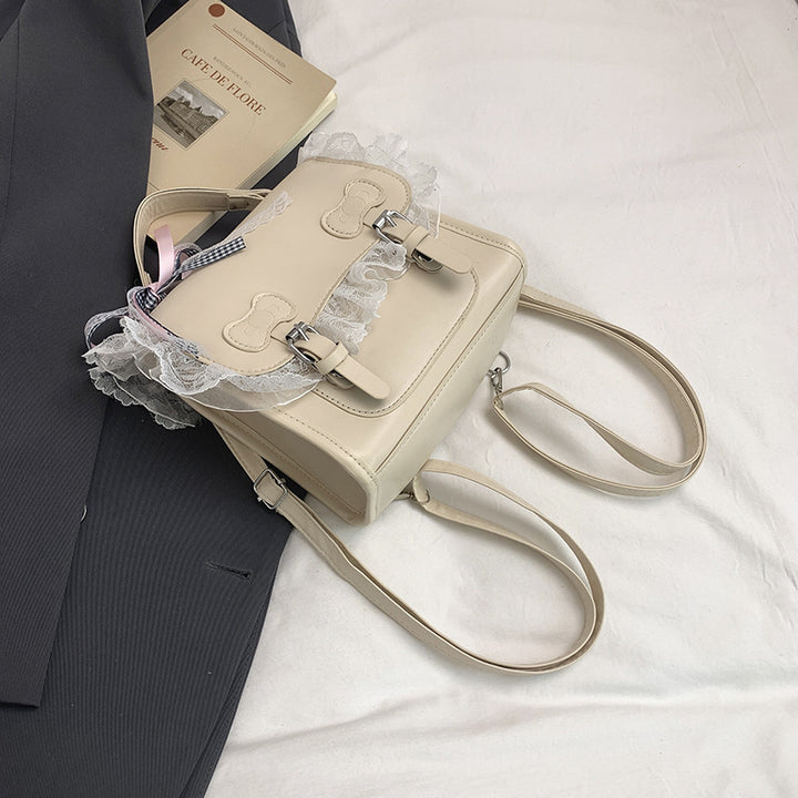 Damen stilvolle Rucksacktasche mit verspieltem Spitzenrand Nord Taschen