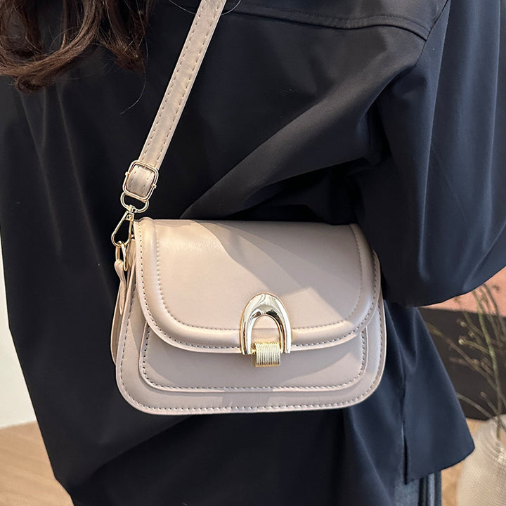 Damen Umhängetasche im strukturierten Design mit elegantem Verschluss Nord Taschen