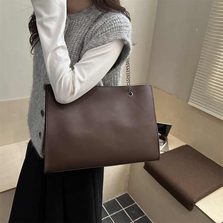 Damen elegante Tote-Bag mit praktischem Innenfach und stilvollem Kettenriemen Nord Taschen