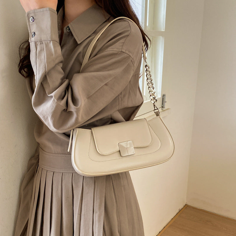 Damen Handtasche mit eleganter Kette Nord Taschen