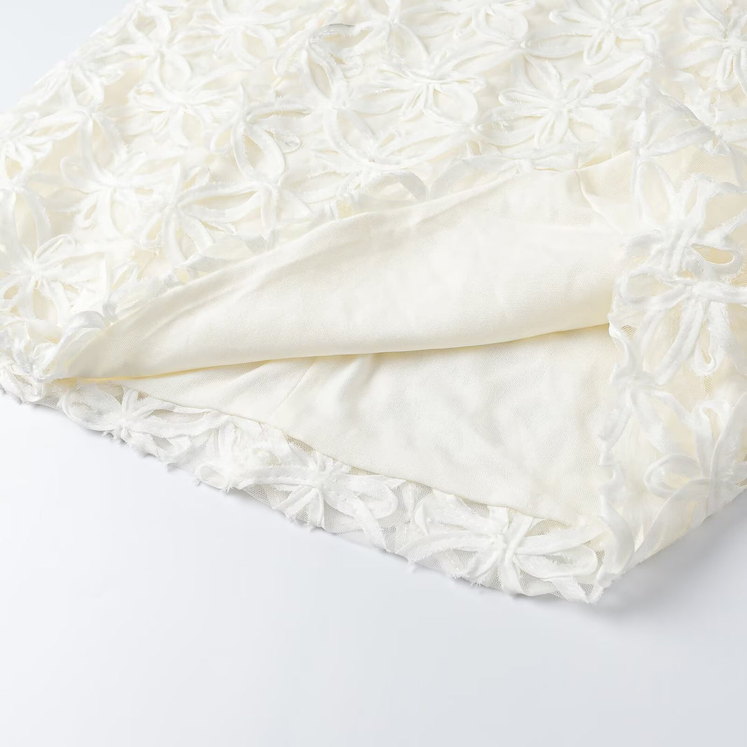 Damen A-Linien Mini-Kleid mit dreidimensionaler Blumenstickerei und Puffärmeln Nord Taschen