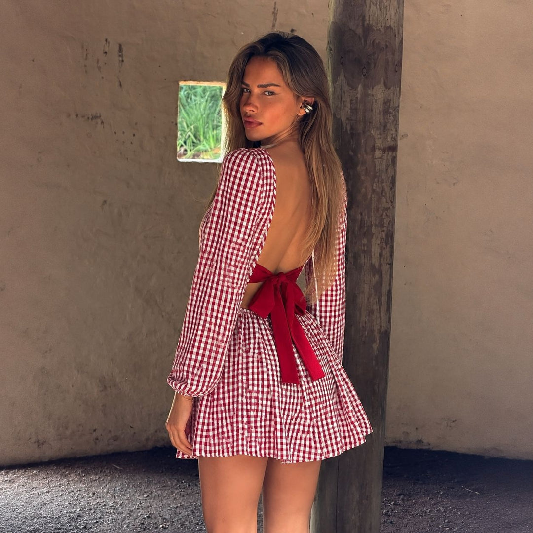Damen tailliertes Vichy-Minikleid mit langen Ärmeln, figurbetonter Teilungsnaht und voluminöser Rockpartie Nord Taschen