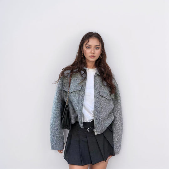 Damen Kurzjacke aus Bouclé-Wollmix mit Reißverschluss, Hemdkragen und Brustpattentaschen Nord Taschen