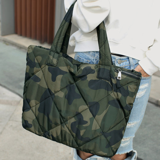 Damen Designer Tragetasche im urbanen Camouflage-Design Nord Taschen