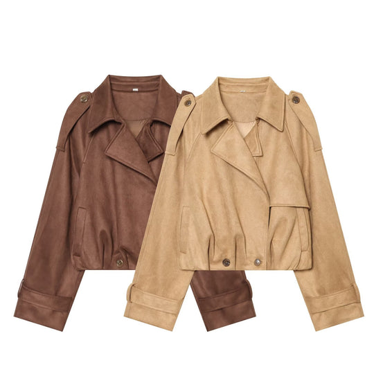 Damen Kurzgeschnittene Trenchjacke in Veloursleder‑Optik mit Schulterklappen und Schnallenmanschetten Nord Taschen