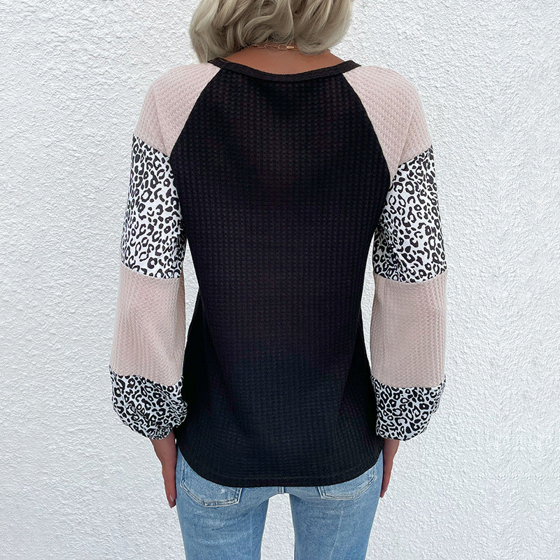 Damen Raglan-Langarmshirt aus Waffeljersey mit Colorblock-Ärmeln und Leoparden-Details Nord Taschen