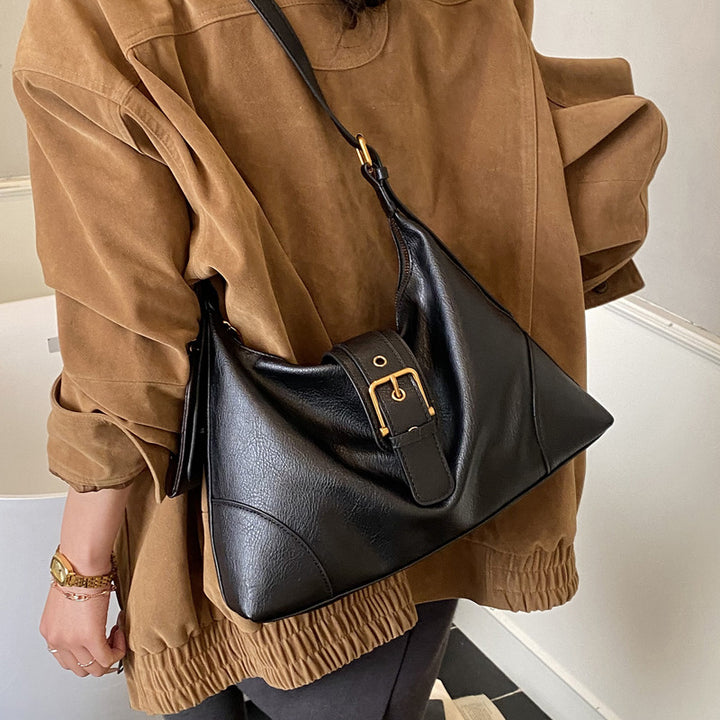 Damen elegante Schultertasche mit modischen Nietenakzenten Nord Taschen