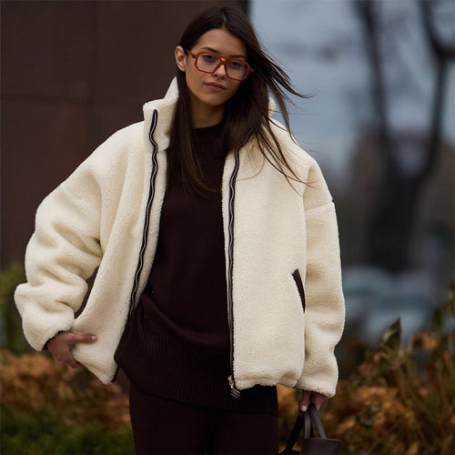 Damen Teddy-Fleece Oversize-Jacke mit hohem Stehkragen, kontrastierter Reißverschlussleiste und Eingrifftaschen Nord Taschen
