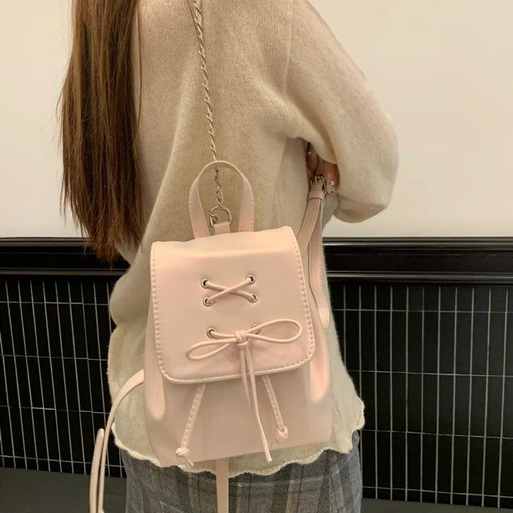Damen Rucksack aus hochwertigem Kunstleder mit modischem Kordelzug Nord Taschen