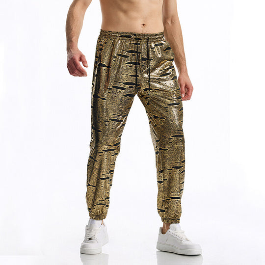 Herren Glänzende Jogginghose mit Tunnelzug, schmal zulaufendem Bein und abstraktem Print Nord Taschen