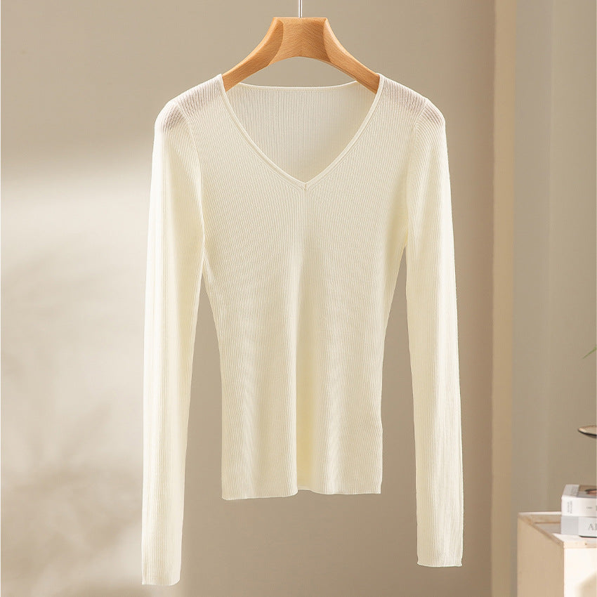 Damen Feiner gerippter Feinstrickpullover mit V-Ausschnitt und taillierter Silhouette Nord Taschen
