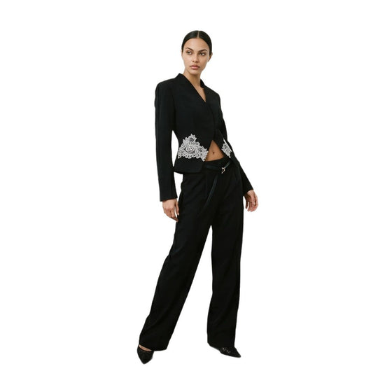 Damen Sculpted Cropped-Blazer mit Spitzenbesatz und taillierter Silhouette Nord Taschen